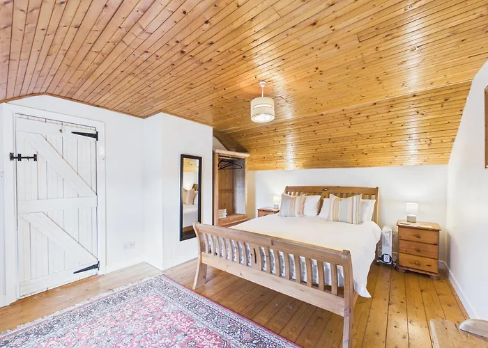 Tadpole Lodge
